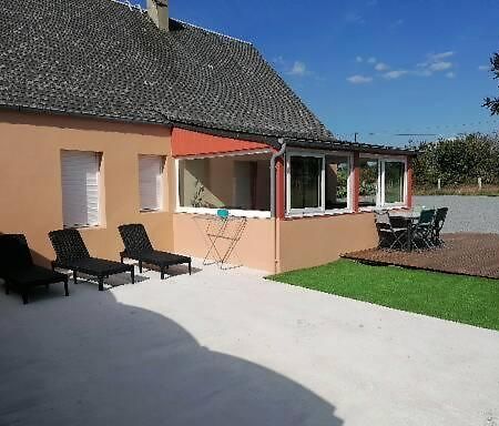 Gite De La Courtoisie Gavray-sur-Sienne Екстериор снимка