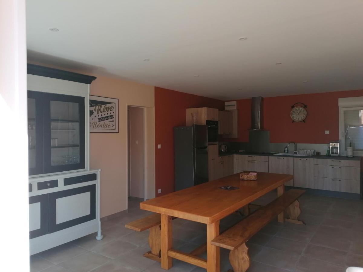 Gite De La Courtoisie Gavray-sur-Sienne Екстериор снимка